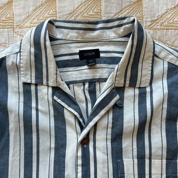 J. Crew - men’s medium short sleeve summer surf beach shirt - Picture 2 of 9